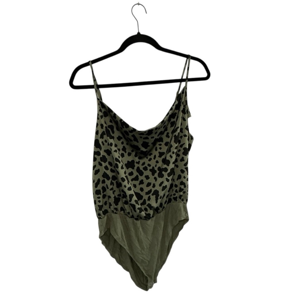 Green & black bodysuit. Small forever 21 F21